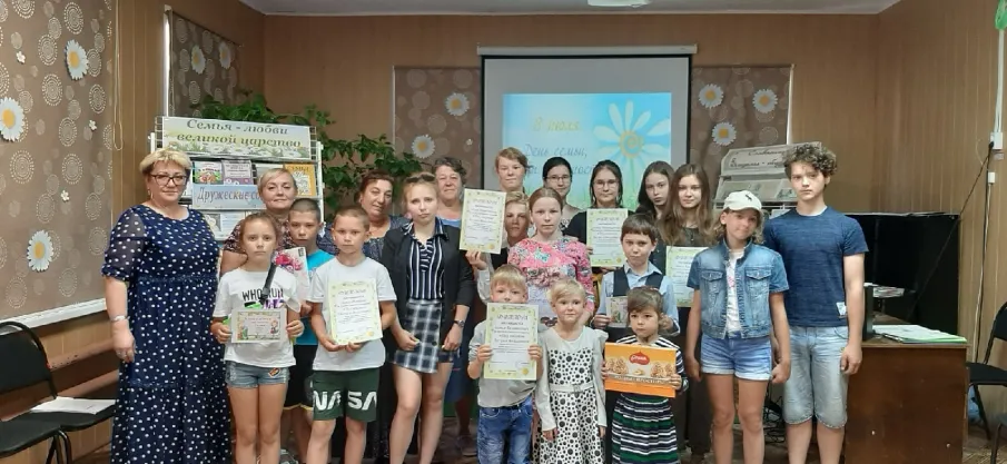 «Под покровом Петра и Февронии».