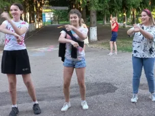 Танцевальный вечер "Зажигай!"