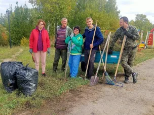 Субботник «Зеленая Россия» в Семьянском ДК