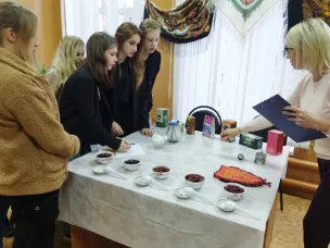 Литературно-чайная вечеринка «В гости к самовару»