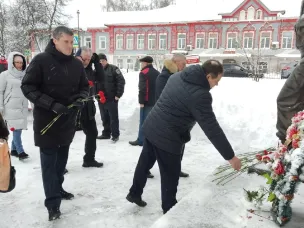 Памятный митинг, посвященный 28-ой годовщине начала контртеррористической операции на Северном Кавказе